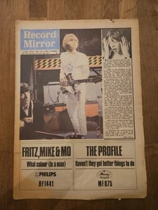 Record Mirror Newspaper October 14th 1965 Brian jones Rolling Stones Cover - Imagen 1 de 4