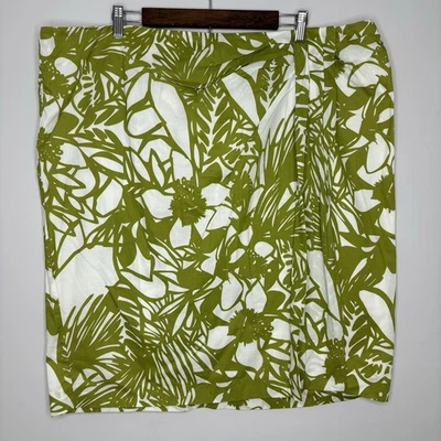 Lane Bryant Skirt Women 24 Green Tropical Wrap Floral A-Line Mini Vacation - Image 1 of 4