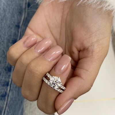 Diamond Ring IGI Certified 2.6Carat F VS1 Labcreated 18K White Gold And Band Set - Image 1 of 4