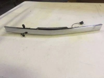 Cadillac CTS 2008-2010 moldura de maletero cromada nueva OEM 20855428 Foto 1 de 4