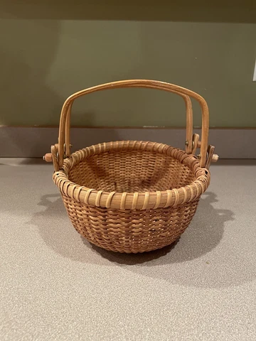 Nantucket Style Oval Gathering Basket Double Swing Handle 9” Easter Cover