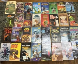 Posten 32 Vintage Taschenbücher Andre Norton Daw Science Fiction GGA - Bild 1 von 17