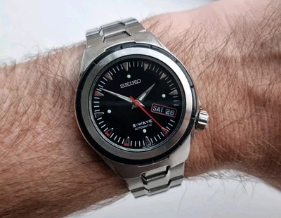 Rare Seiko S-Wave SKX773 Stainless Steel 1990s Automatic Watch 7S26-0340 - Image 1 of 4