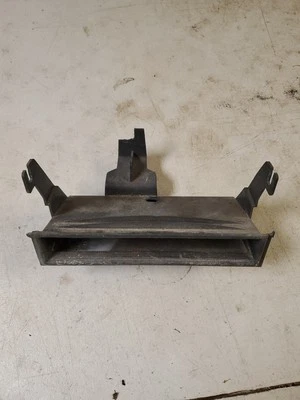 1994-1997 Chevrolet Blazer OEM console de armazenamento painel fabricante de equipamento original 15970732 (D532) - Imagem 1 de 2