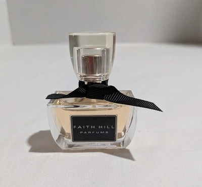 Faith Hill Parfume Eau De Toilette Natural Spray 15 ml (0.5 fl oz) With Cap  Foto 1 de 4