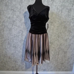 NWT JR Nites by Carol Lin Black Velvet Dress V Neck Ruched Waist Tulle Skirt 12 - Picture 1 of 4