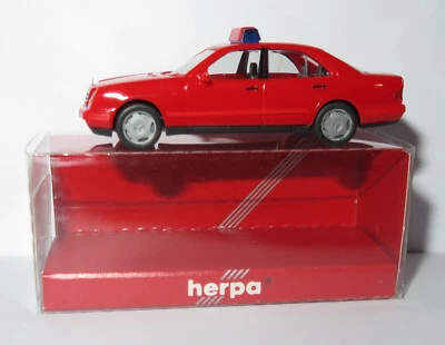 HERPA HO 1/87 MERCEDES-BENZ E 320 LIMOUSINE POMPIERI #043427 IN BOX - Immagine 1 di 4