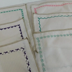 Juego de 6 manteles individuales de lino bordados rectangulares varios diseños blanco marrón DEFECTUOSO - Imagen 1 de 11