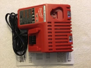 New Milwaukee 48-59-1812 12V & 18V M12 M18 Multi Voltage Battery Charger - Picture 1 of 5
