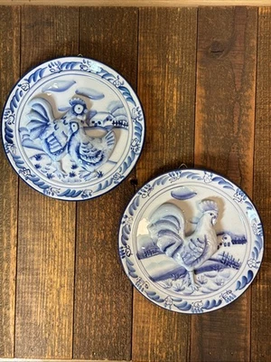 Pair Blue/white Kitchen Wall Decor Ganz Bella Casa Plates 3D Rooster And Chicken - Image 1 of 4