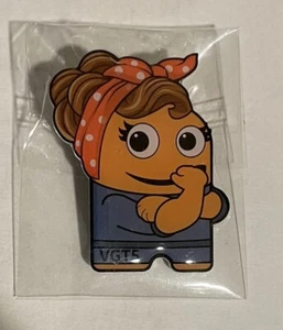 Amazon Woman Peccy Pin - Picture 1 of 3