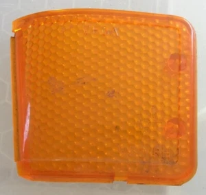 VEGA V50 Indicator Lens RH Amber - Picture 1 of 1