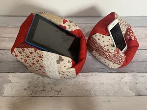 Set 2 Red Vintage IPad Kindle Tablet Holder & Phone Cushion Stands - Picture 1 of 6