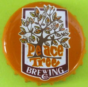 PEACE TREE BREWING CO. CORONA de cerveza usada, tapa de botella con árbol, Knoxville, IOWA - Imagen 1 de 3