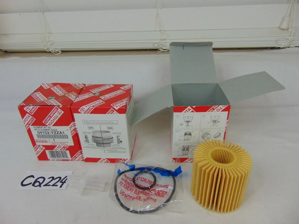 3 GENUINE TOYOTA AVALON CAMRY SCION LEXUS OIL FILTER WITH GASKET SET LOT - Image 1 of 3