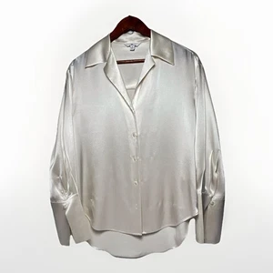 Banana Republic SM Bliss 100 % Seide Resort Hemd Übergang cremefarben Small #755617 - Bild 1 von 18