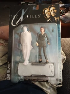 1998 X-Files Agent Dana Scully With Corpse And Gurney Series 1 Ultra Action... - Picture 1 of 2