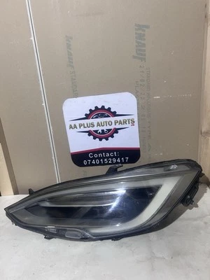 TESLA MODEL S 2017 Passenger Side Headlight 00203452-06-0000-1 105817300B FAULTY - Image 1 of 4