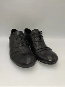 Born Women's Oxford Black Size 7.5 - Picture 1 of 10