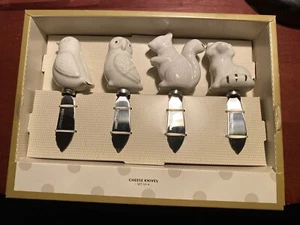 CREATURAS DEL BOSQUE ESPARCIDORES DE QUESO BÚHO ARDILLA ZORRO PÁJARO ORO BLANCO EN CAJA - Imagen 1 de 4