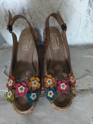 Women's Spring Step L'Artiste Open Toe Slingback Wedge Floral Sandals Size 9 1/2 - Image 1 of 4