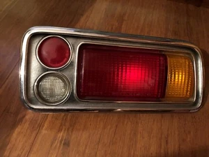 TOYOTA COROLLA SR SR5 RH TAIL LIGHT - Picture 1 of 4