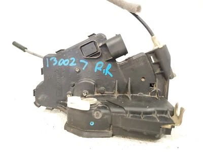 01-05 RH 2002 BMW 330I pasajero cerradura puerta trasera pestillo actuador OEM ID# 7011246 Foto 1 de 4