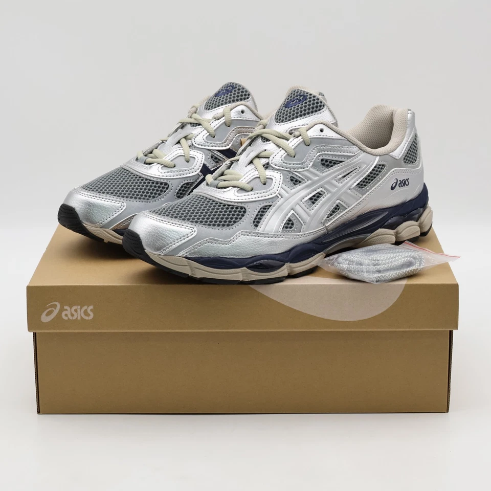 1203A581-020 Billy's Asics Gel-NYC Pure Silver Midnight (uomo) - Immagine 1 di 4