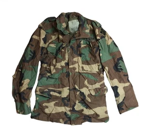 VTG US Army Cold Weather Field Jacket Men's Extra Small Regular Green Camouflage - Picture 1 of 4