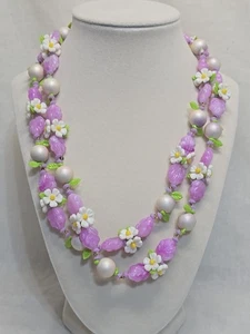 Purple Leaf & White Daisy Plastic Beaded Necklace Fariecore Cottagecore Whimsy - Picture 1 of 8