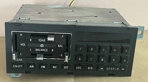 Vintage 1980's Chrysler 4048371 Electronic Search Tune AM/FM Radio CB Ready - Picture 1 of 10