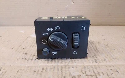 2004 CHEVROLET AVALANCHE 1500 DASH MOUNTED HEADLIGHT SWITCH - Image 1 of 4
