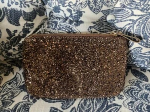 ANN TAYLOR ~BLING, BLING GOLD, VINTAGE 9" X 6" CLUTCH PURSE #311 - Picture 1 of 4
