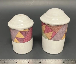 NICE Studio Nova Palm Desert SALT & PEPPER SHAKERS Great Condition (Thailand) - Picture 1 of 2