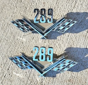 2 289 CROSSED FLAG FENDER EMBLEMS FORD FAIRLANE COMET MUSTANG 65 66 67 1965 1966 - Bild 1 von 4