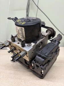 2010 Honda Insight ABS Anti Lock Brake Pump Module57110TM8315,57110TM8405 - Picture 1 of 8