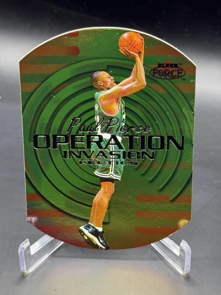 PAUL PIERCE 1999-00 FLEER FORCE OPERATION INVASION - Insert - Boston Celtics - Image 1 of 2
