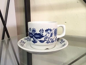  Vintage 1970's Figgjo Norway Tea Cup & Saucer  White With Blue Flowers  #3557 - Picture 1 of 7