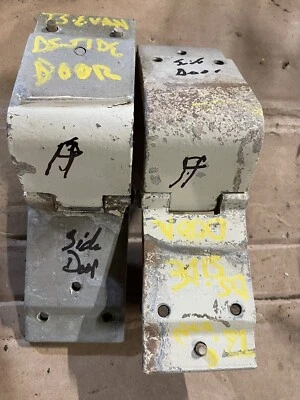 Ford Econoline 1971 furgoneta bisagras de puerta lateral trasera Foto 1 de 3