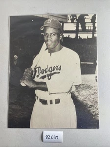 Brooklyn Dodgers Jackie Robinson Major League Baseball MLB Photo 82C37 - Picture 1 of 3