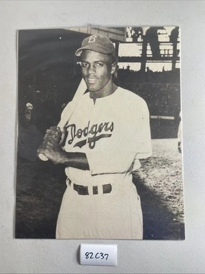 Brooklyn Dodgers Jackie Robinson Major League Baseball MLB Photo 82C37 - Image 1 of 3