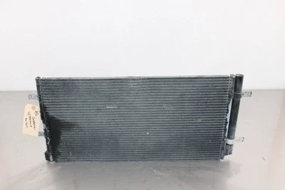 Audi A5 Quattro 2010 pieza de condensador de aire acondicionado #8T0260403F 8K0260403AF actualización OEM Foto 1 de 4