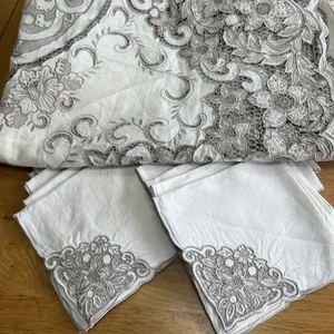 Vintage Cotton Madeira Intricate Cutwork table cloth 245x156 Cm 12 Napkins - Picture 1 of 17