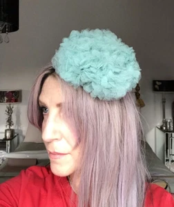 NWT PILLAR BOX HAT MINT GREEN TULLE HYDRANGEA WITH COMB - Ophelie Hats Canada - Picture 1 of 6