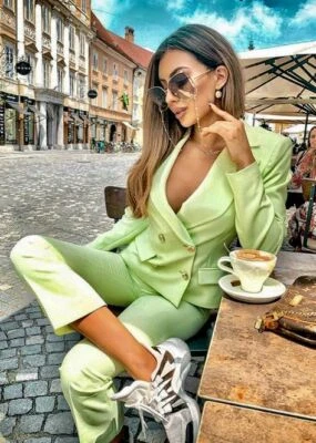 ZARA BNWT LEMON CROPPED DOUBLE BREASTED BLAZER Size L - Image 1 of 4