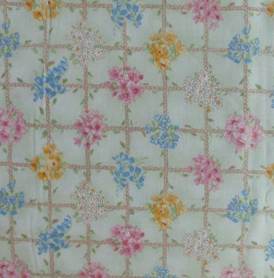 3/4 yd FLORAL FANCY Red Rooster Fabrics #11595 Pretty Trellis Quilting Fabric - Image 1 of 3
