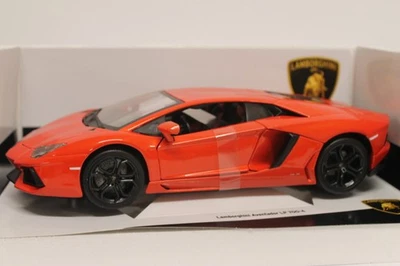 1:18 BURAGO Lamborghini Aventador Lp700-4 2011 Orange Met BU11033OR - Immagine 1 di 4