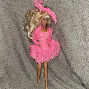 Barbie 1990 Vintage Luz Y Encaje Prensado Bonde Pelo Muñeca Pendientes Zapatos E2 - Imagen 1 de 4