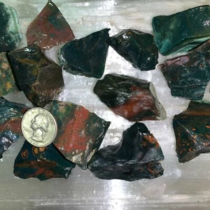BLOODSTONE ROUGH, CHARGED 2000 CARAT LOT + A FREE SELENITE CHARGING STICK - Picture 1 of 6