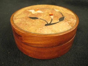 VINTAGE ROSENHOLZ SCHMUCK SCHATZDOSE MIT INTARSIEN PERLMUTT AUF STEIN - Bild 1 von 19